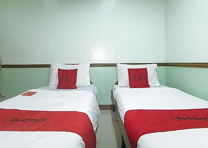 Hotel Reddoorz @ Maanyag House *